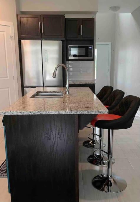 Private Room-brand New-budget Friendly Master Bedroom-house Carleton Place